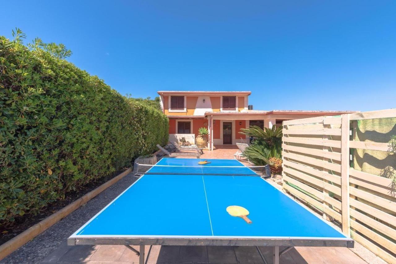 Villa Con Piscina Al Mare Оньина Экстерьер фото