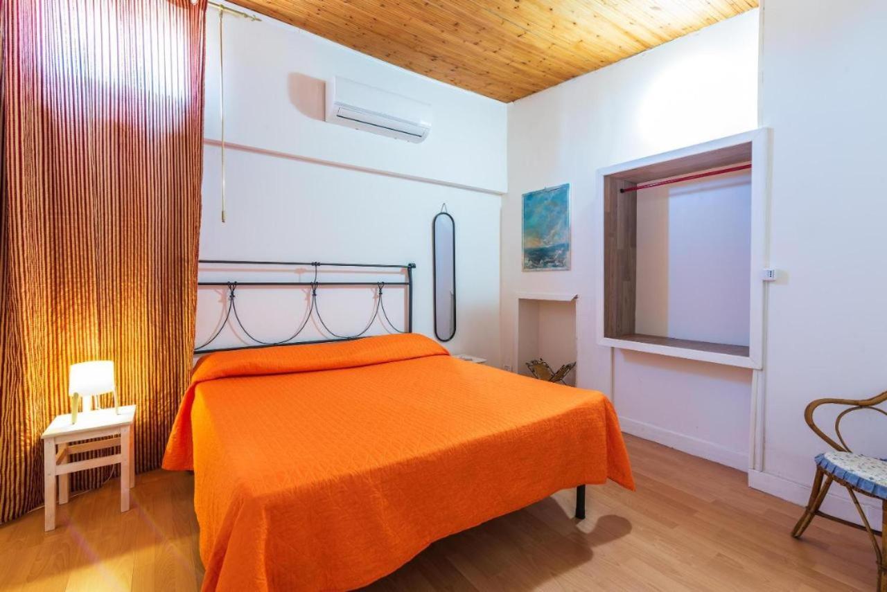 Villa Con Piscina Al Mare Оньина Экстерьер фото