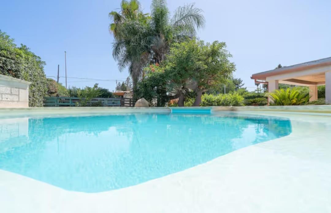 Villa Con Piscina Al Mare Оньина Экстерьер фото