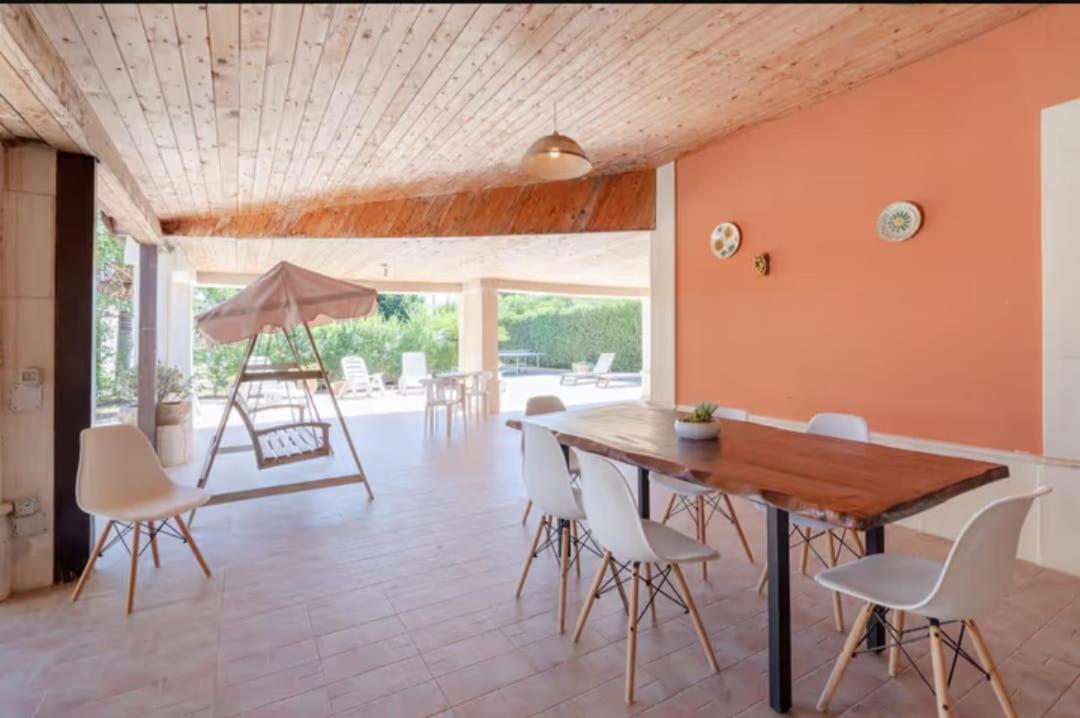 Villa Con Piscina Al Mare Оньина Экстерьер фото