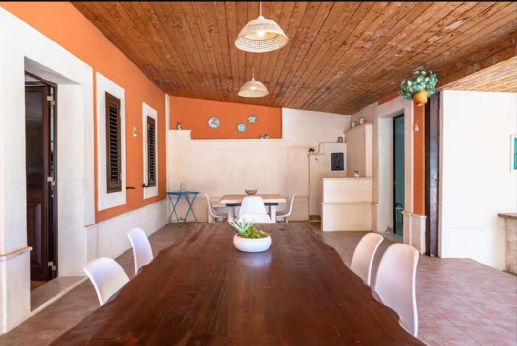 Villa Con Piscina Al Mare Оньина Экстерьер фото