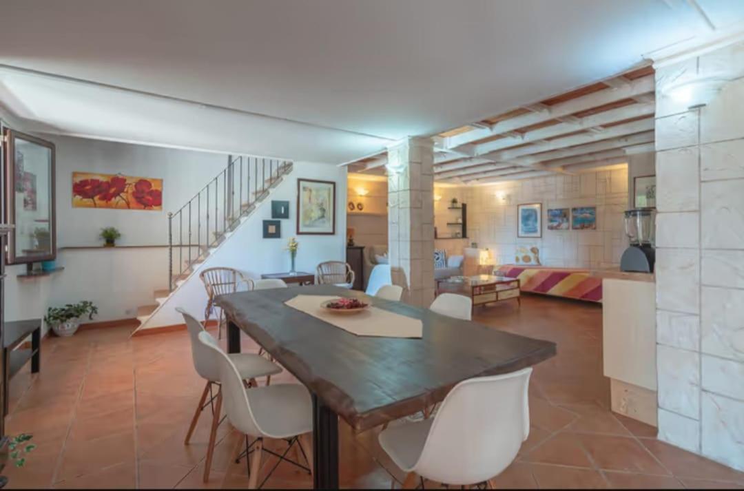 Villa Con Piscina Al Mare Оньина Экстерьер фото