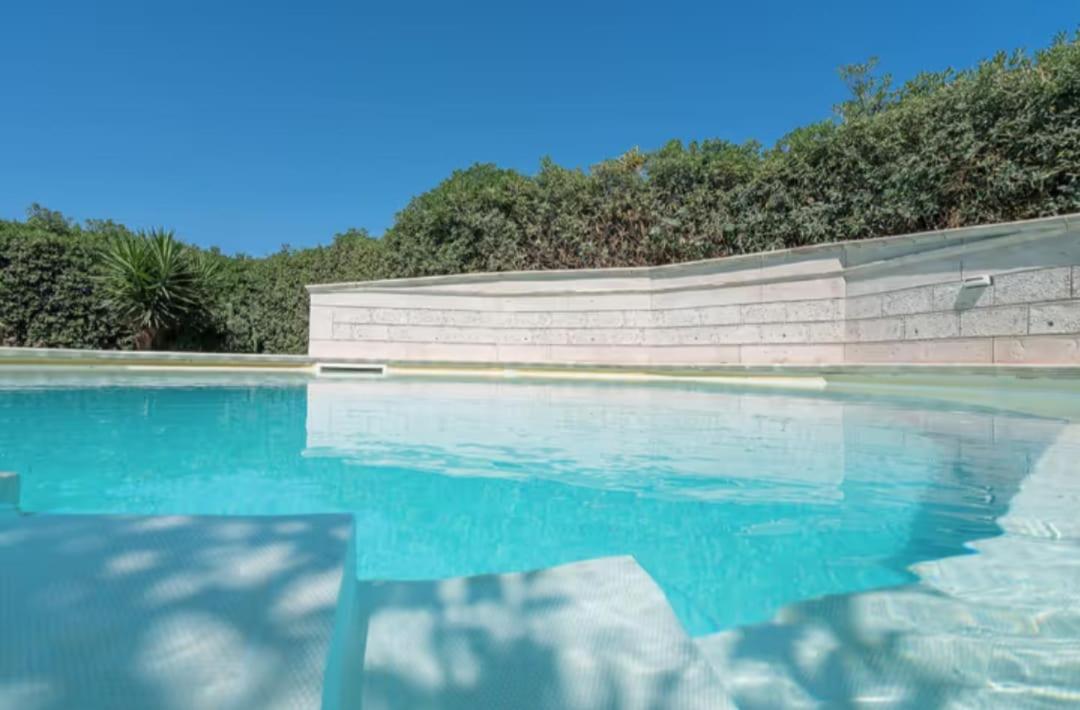 Villa Con Piscina Al Mare Оньина Экстерьер фото